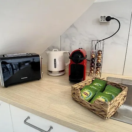 Grand Studio Spacieux Tout Equipe 2 Pers Apartamento *
